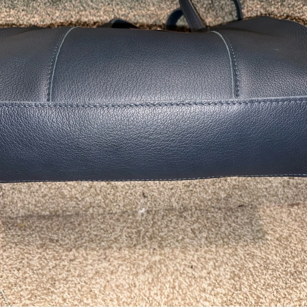 Portland Leather night owl East/West Lola Crossbody Bag-NEW - Picture 4 of 5